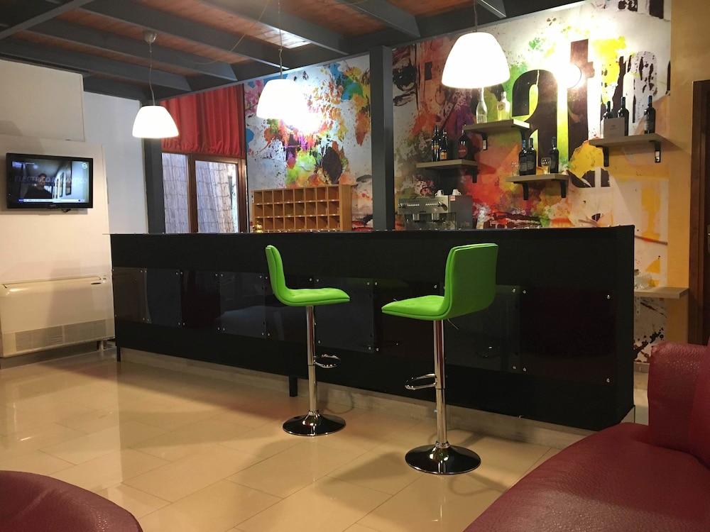Hotel Centrale Szirakúza Kültér fotó