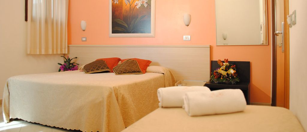 Hotel Centrale Szirakúza Kültér fotó