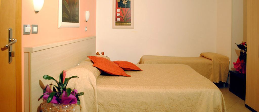 Hotel Centrale Szirakúza Kültér fotó