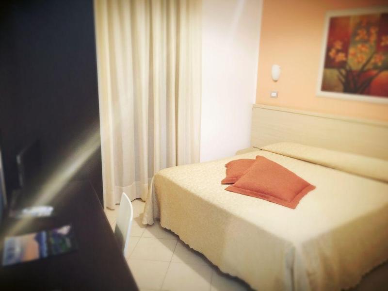 Hotel Centrale Szirakúza Kültér fotó
