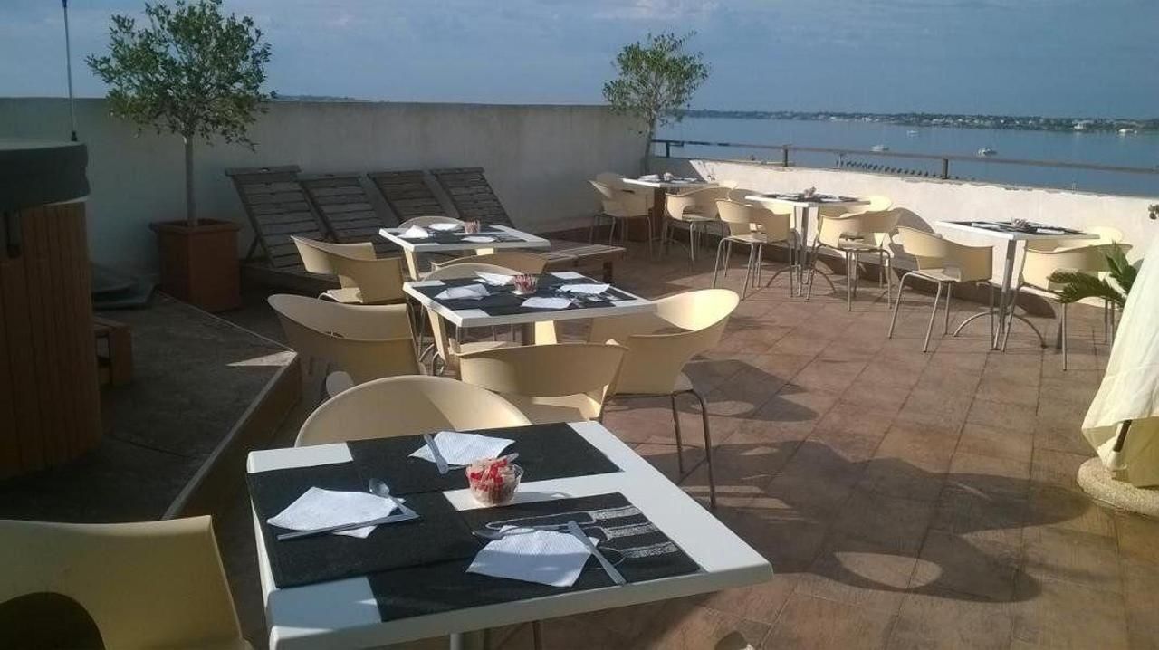 Hotel Centrale Szirakúza Kültér fotó